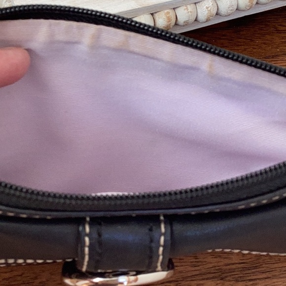 Coach vintage y2k black with silver hardware soho wristlet with lavender inside - Picture 12 of 16